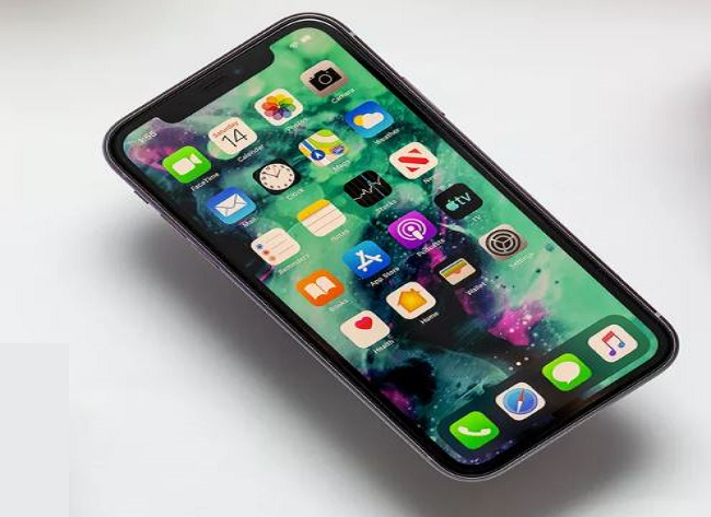 Apple apparently using economical iPhone battery parts to balance 5G cost